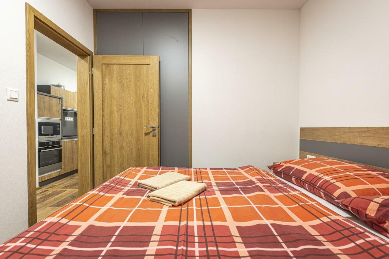 Apartmanovy Dom Poludnica - Chopok Juh Тале Экстерьер фото