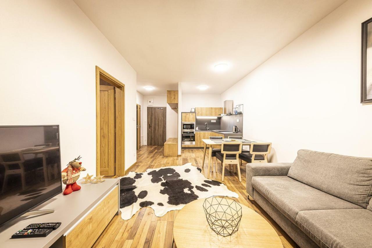 Apartmanovy Dom Poludnica - Chopok Juh Тале Экстерьер фото